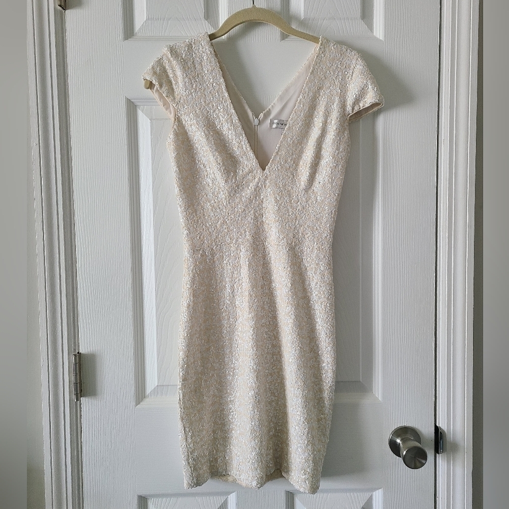 Dress The Population Zoe Mini Dress - Picture 2 of 7